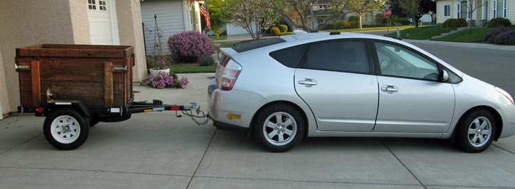 Prius hitch outlet